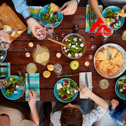 Chỉ Cần Có Một Bữa Cơm Nhà, Là Thấy Bình Yên